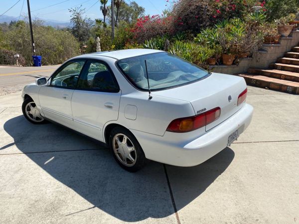 1996 Acura Integra GS-R sedan — listing photo 5